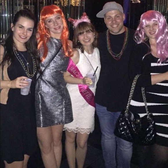 ROSSMORE Metallic silver party dress with cut-outs - Picture 6 of 6